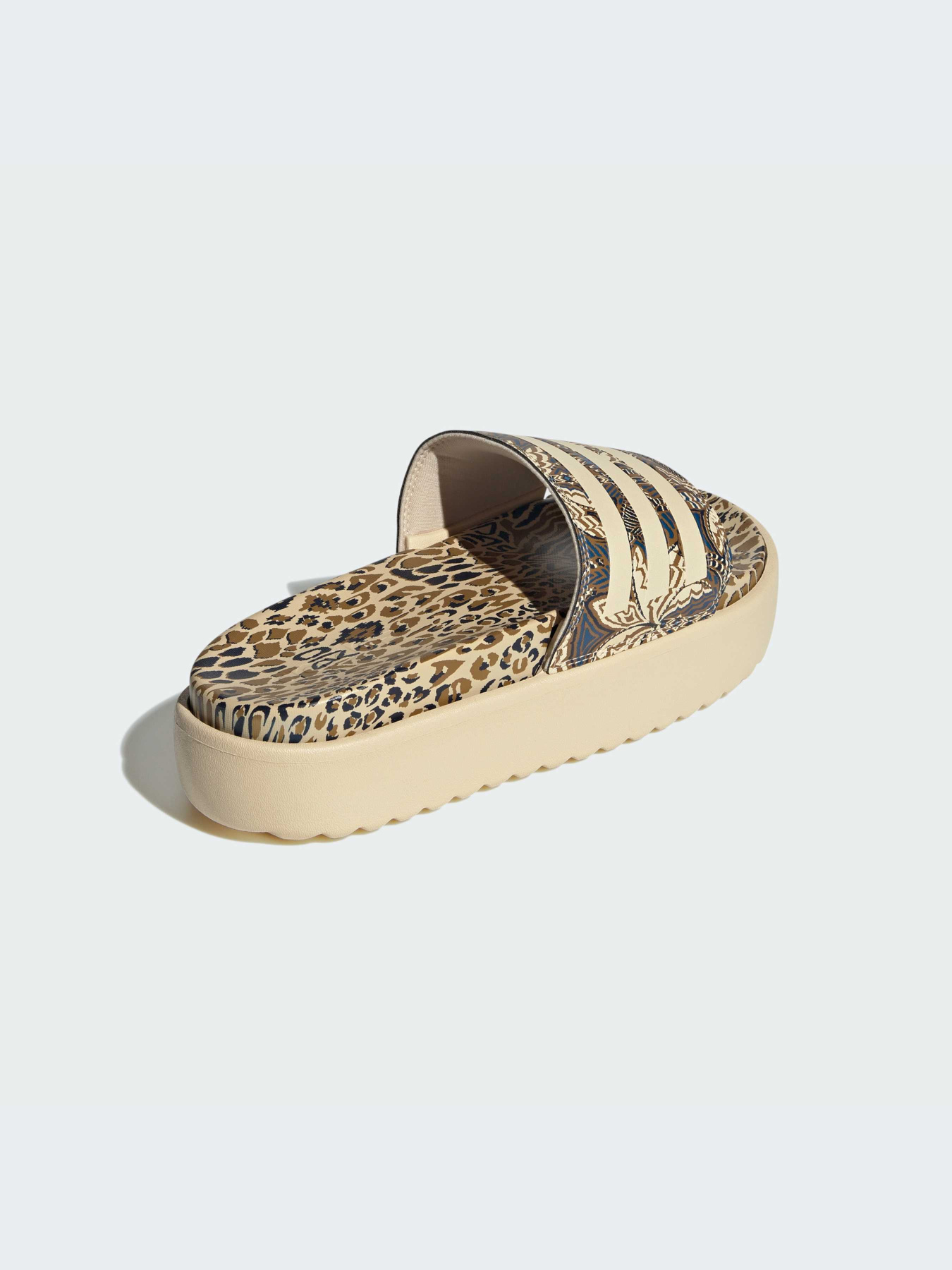 Шлепанцы Adidas модель IH0523 Шлепанцы Adidas модель IH0523 Фото