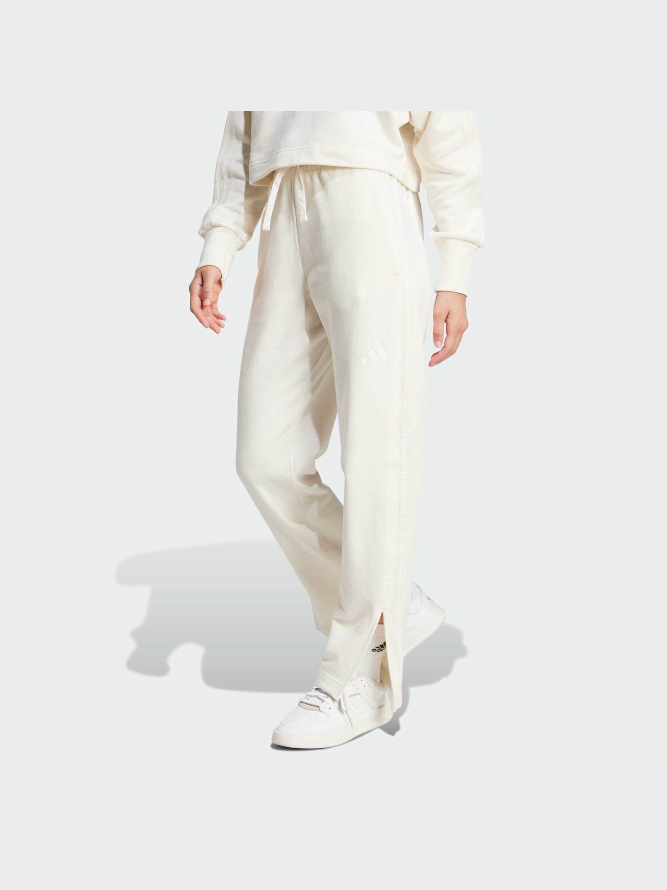 Повседневные штаны Adidas 3 Stripes модель IW1134 Фото