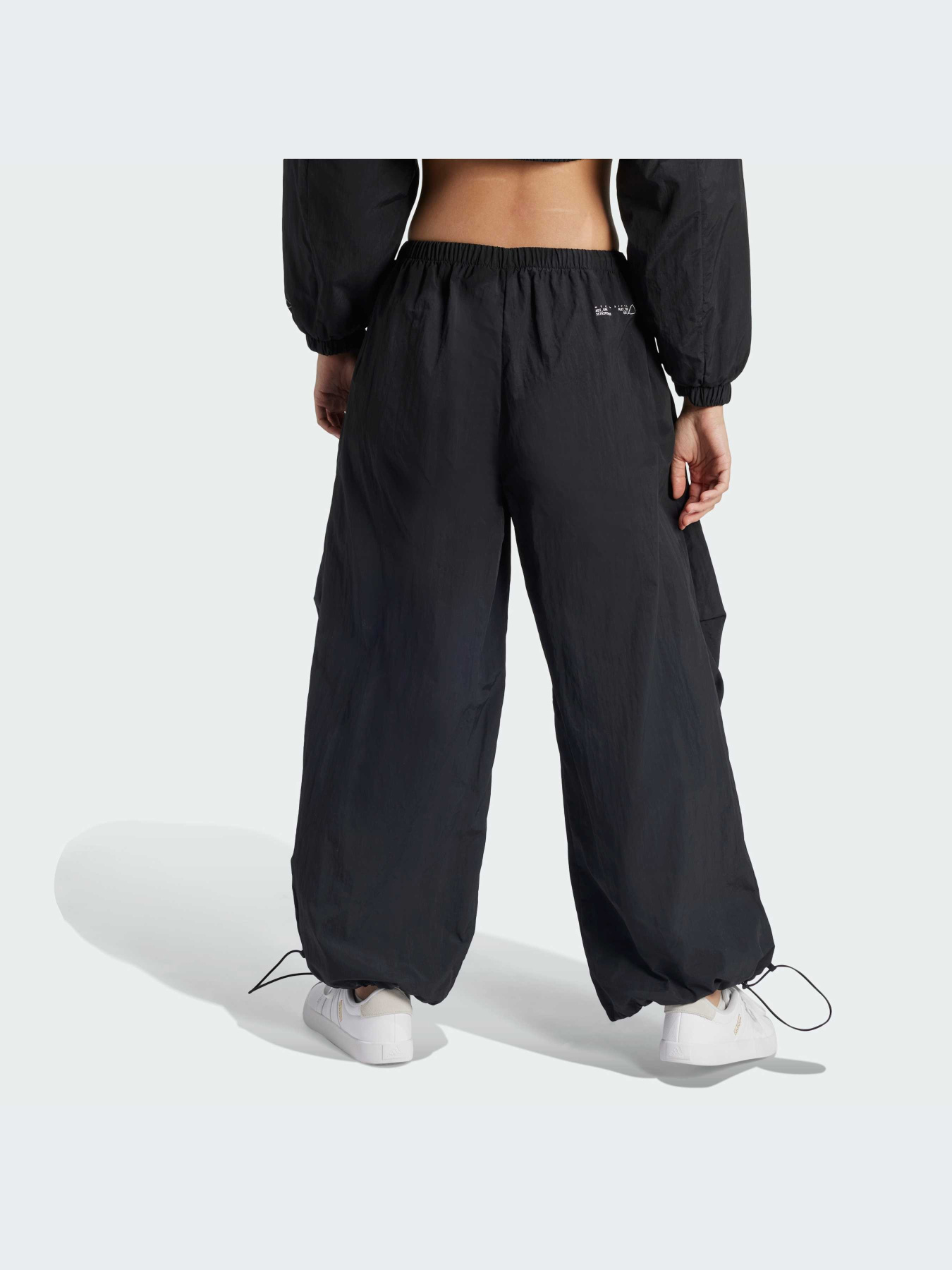 Повсякденні штани Adidas модель IV9780 Фото