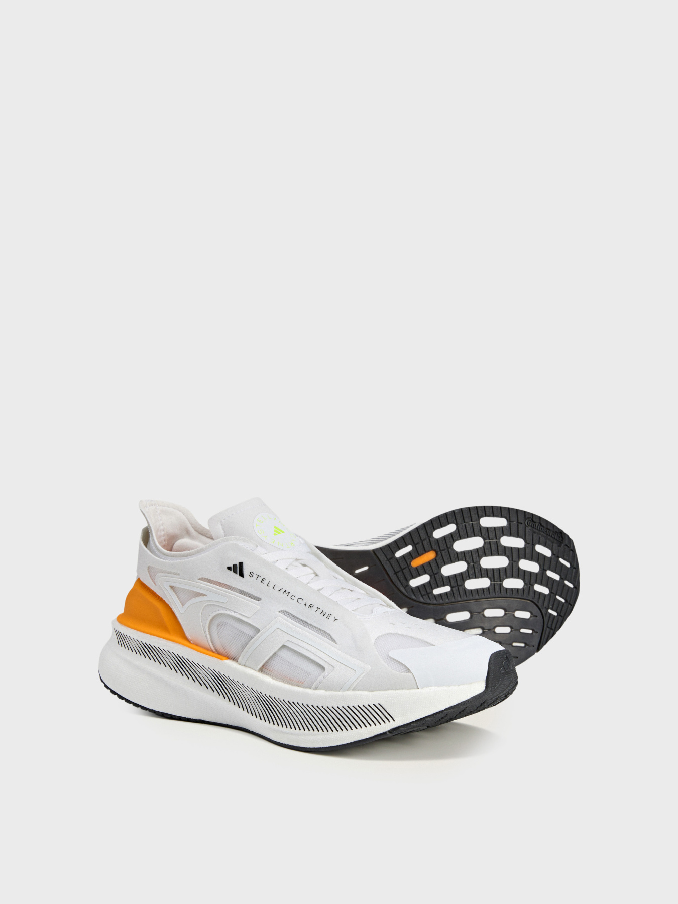 Кросівки для бігу Adidas Ultraboost модель IE8770 Фото