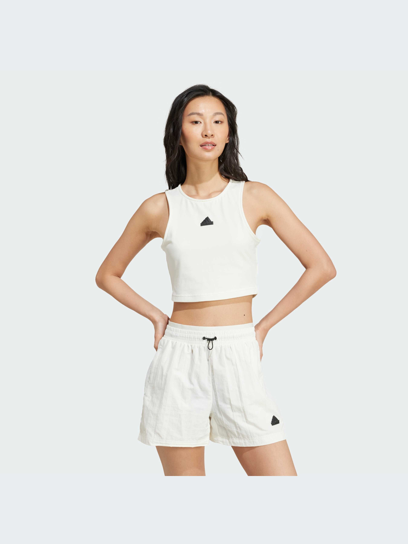 Топ спортивный Adidas модель JD8185 Фото