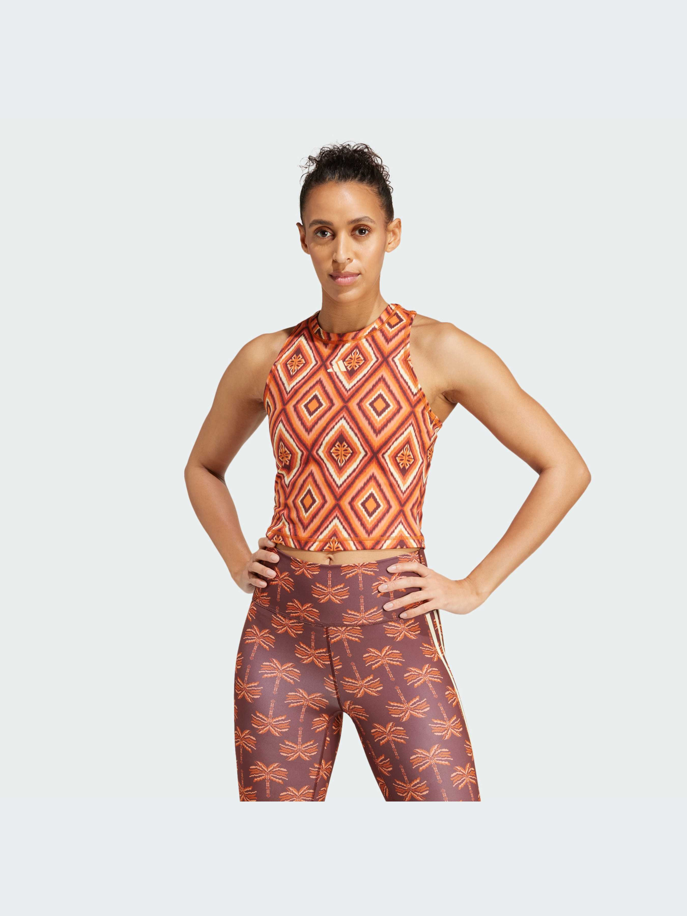 Спортивна майка Adidas модель JE4032 Фото