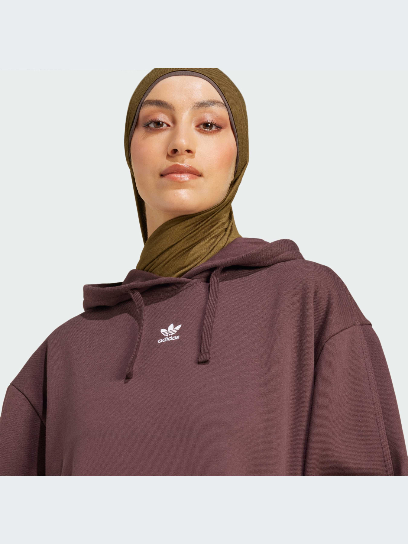 Худи и свитшоты Adidas модель IY2435 Фото