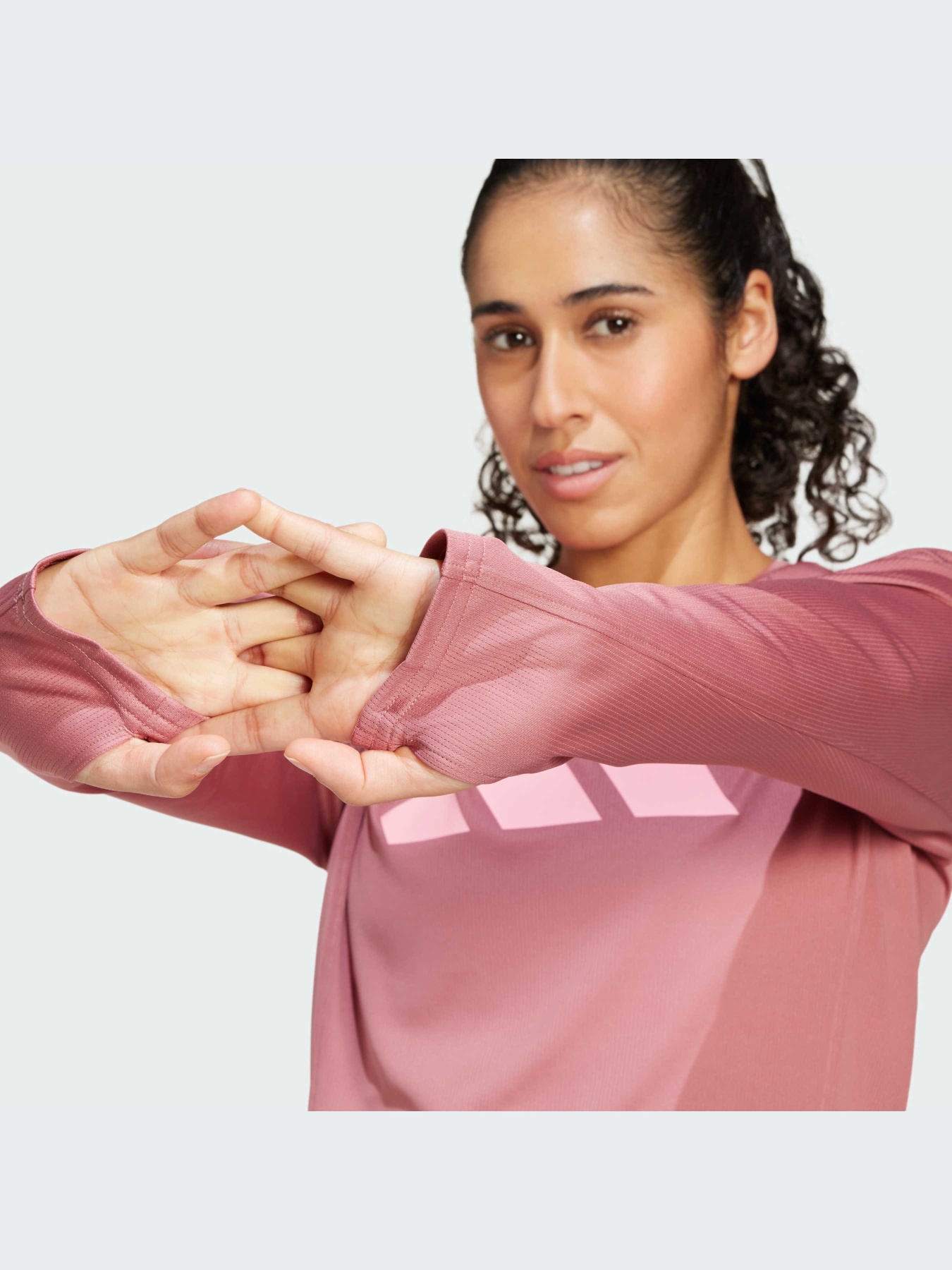 Кофта спортивная Adidas модель IW8458 Фото