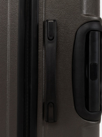 Чемодан YUKI модель ЦБ-00253382 Чемодан YUKI модель ЦБ-00253382 Фото