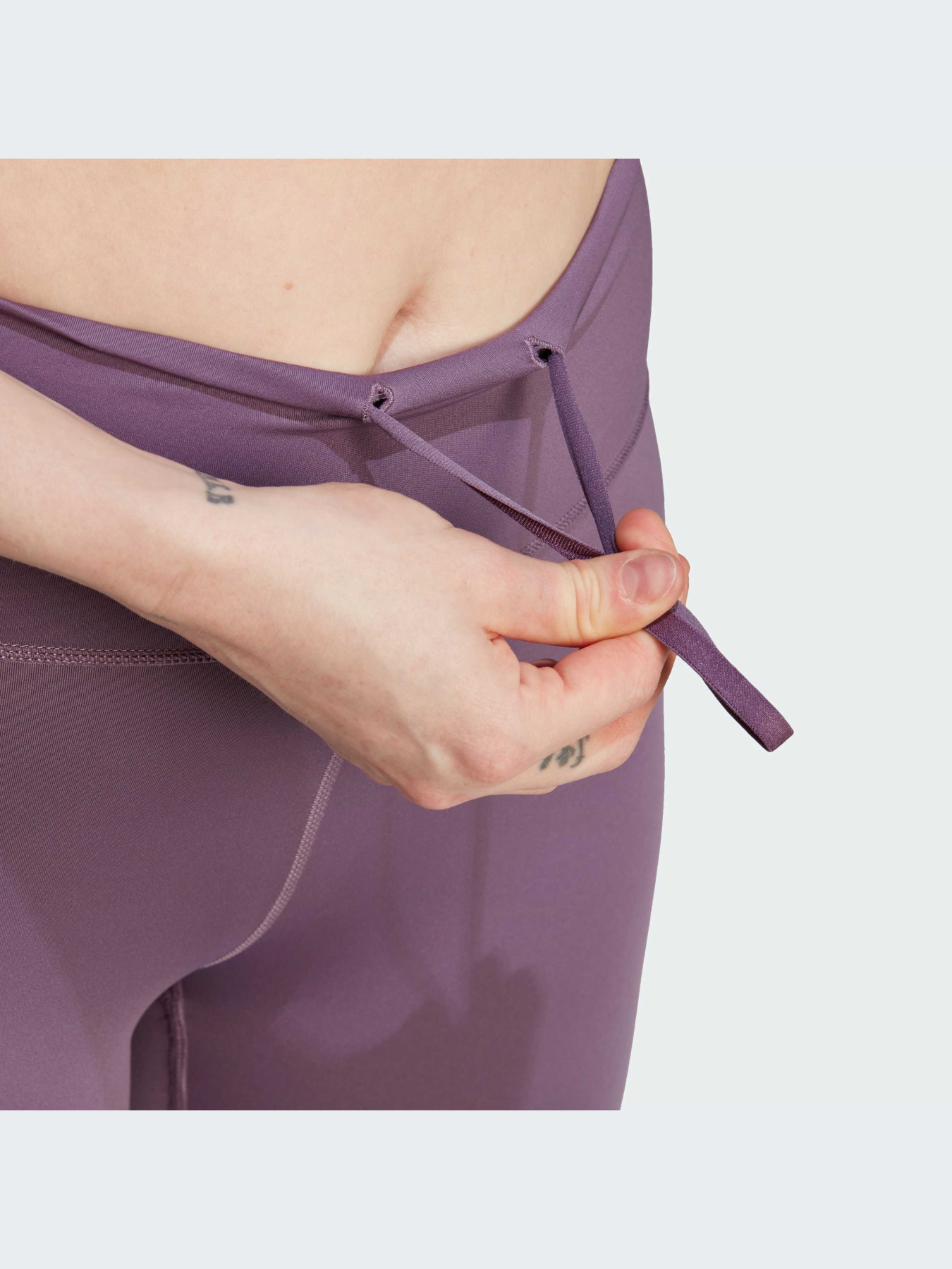 Спортивные леггинсы Adidas модель IJ6857 Фото