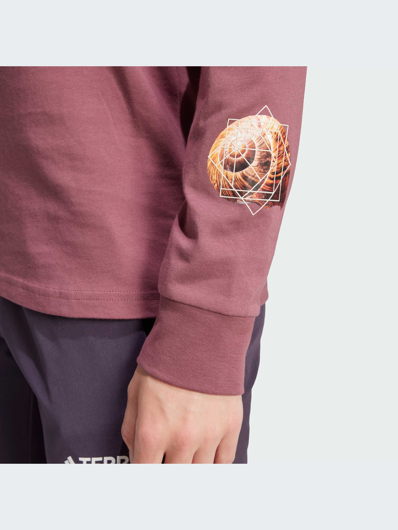 Лонгслив Adidas модель IW2720 Фото