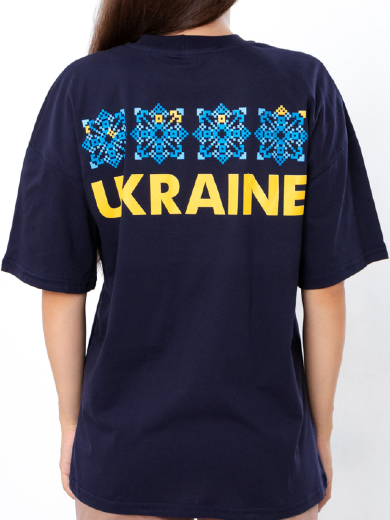 Футболка Носи своє модель 8393-ukraine-chornilxno-sinj Фото