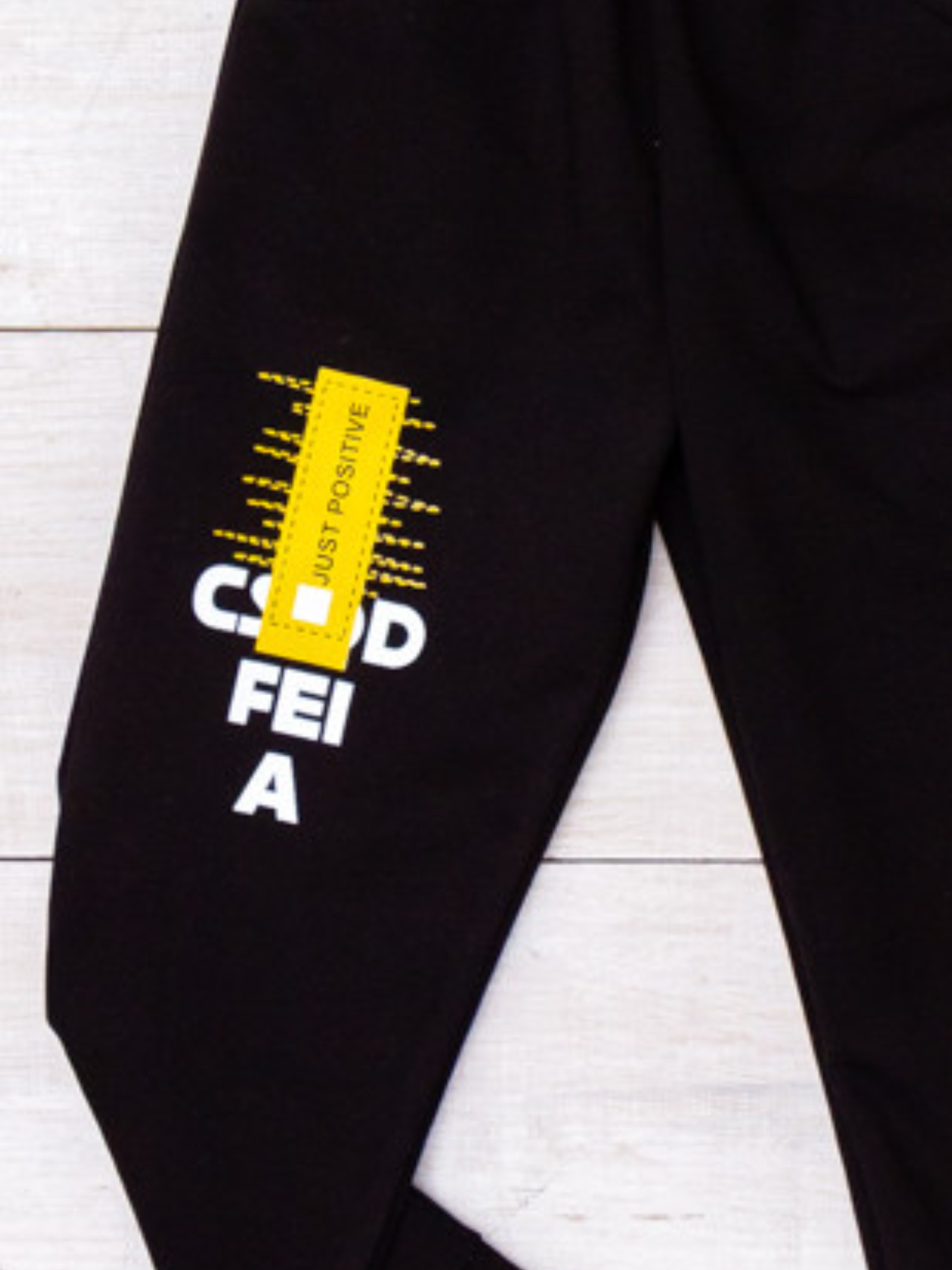 Джоггеры Носи своє модель 6070-057-33-2-chornij-just-positive Фото