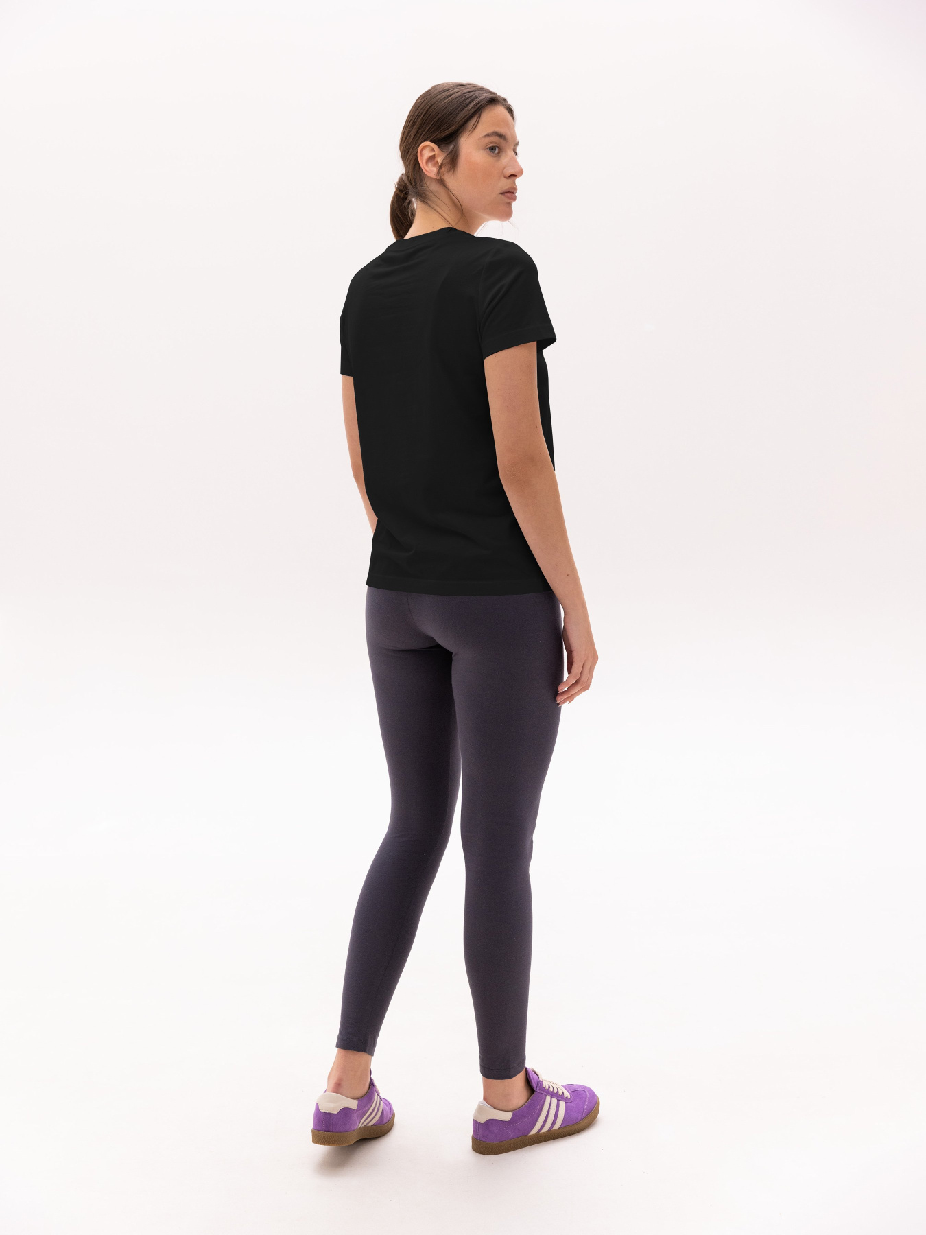 Футболка Роза модель 231104_black Фото