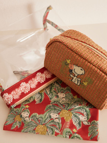 Набор из 3 косметичек Snoopy с тропическим принтом Women'secret модель 4848781-98 Фото