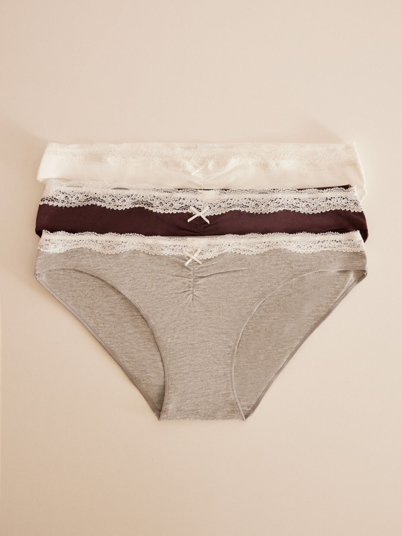 Набір трусів Women'secret модель 4938264-69 Набір трусів Women'secret модель 4938264-69 Фото