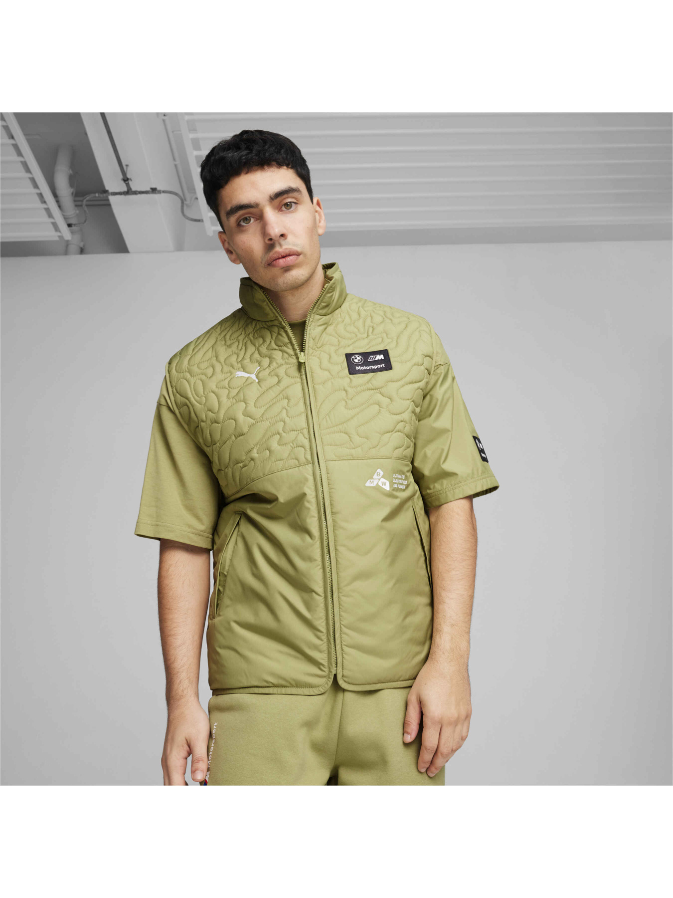 Утепленный жилет PUMA Bmw Mms Statement Vest модель 627287 Фото