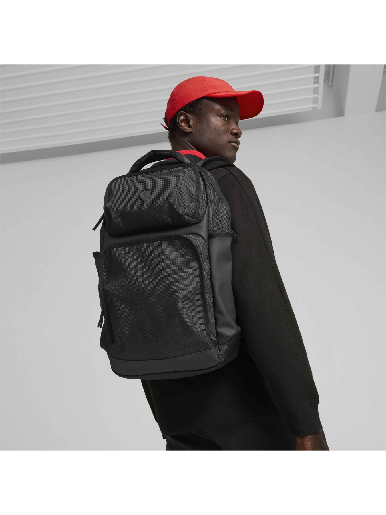 Рюкзак PUMA Ferrari Style Backpack модель 090667 Фото