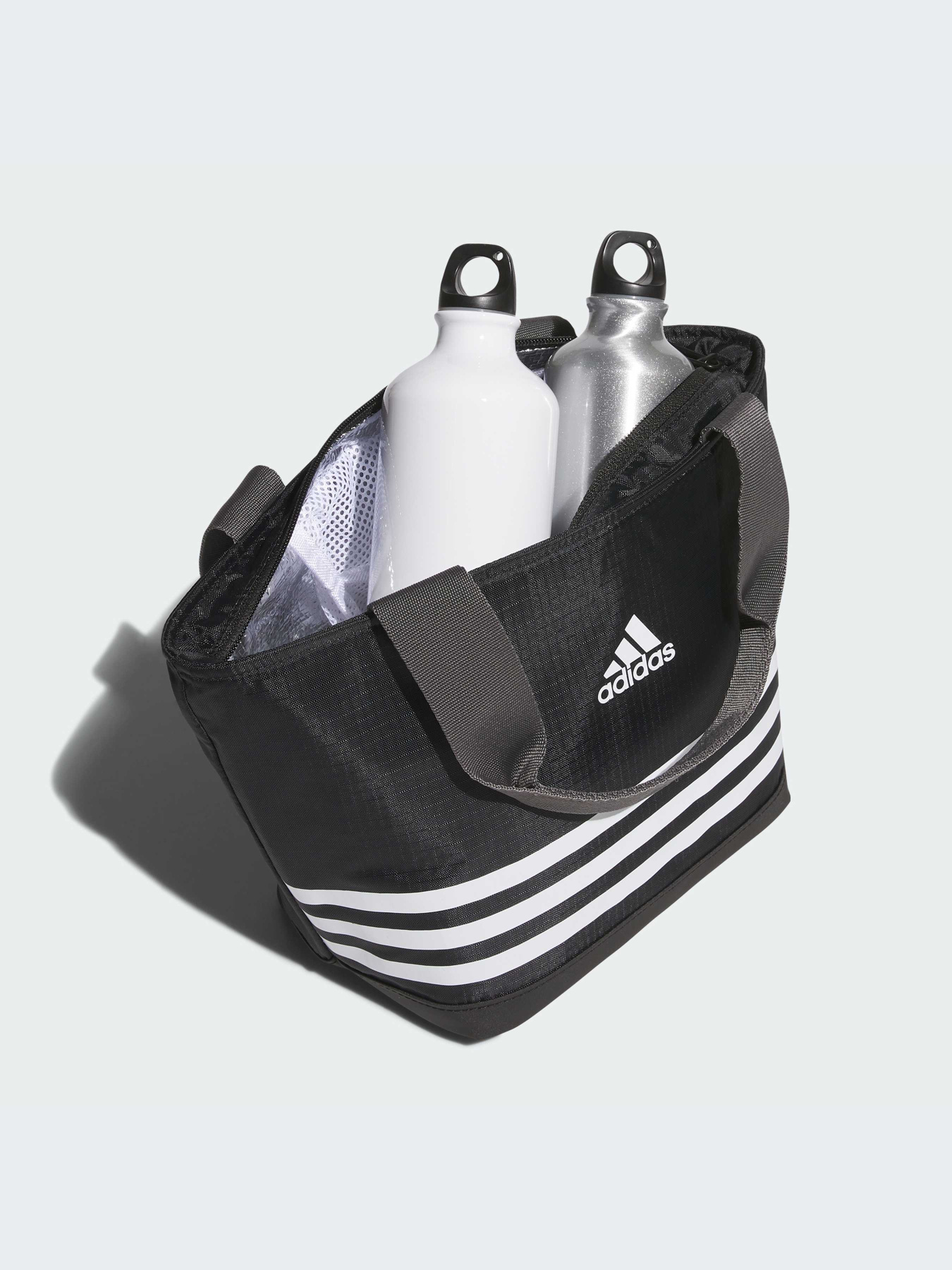 Термосумка Adidas модель IM5226 Термосумка Adidas модель IM5226 Фото