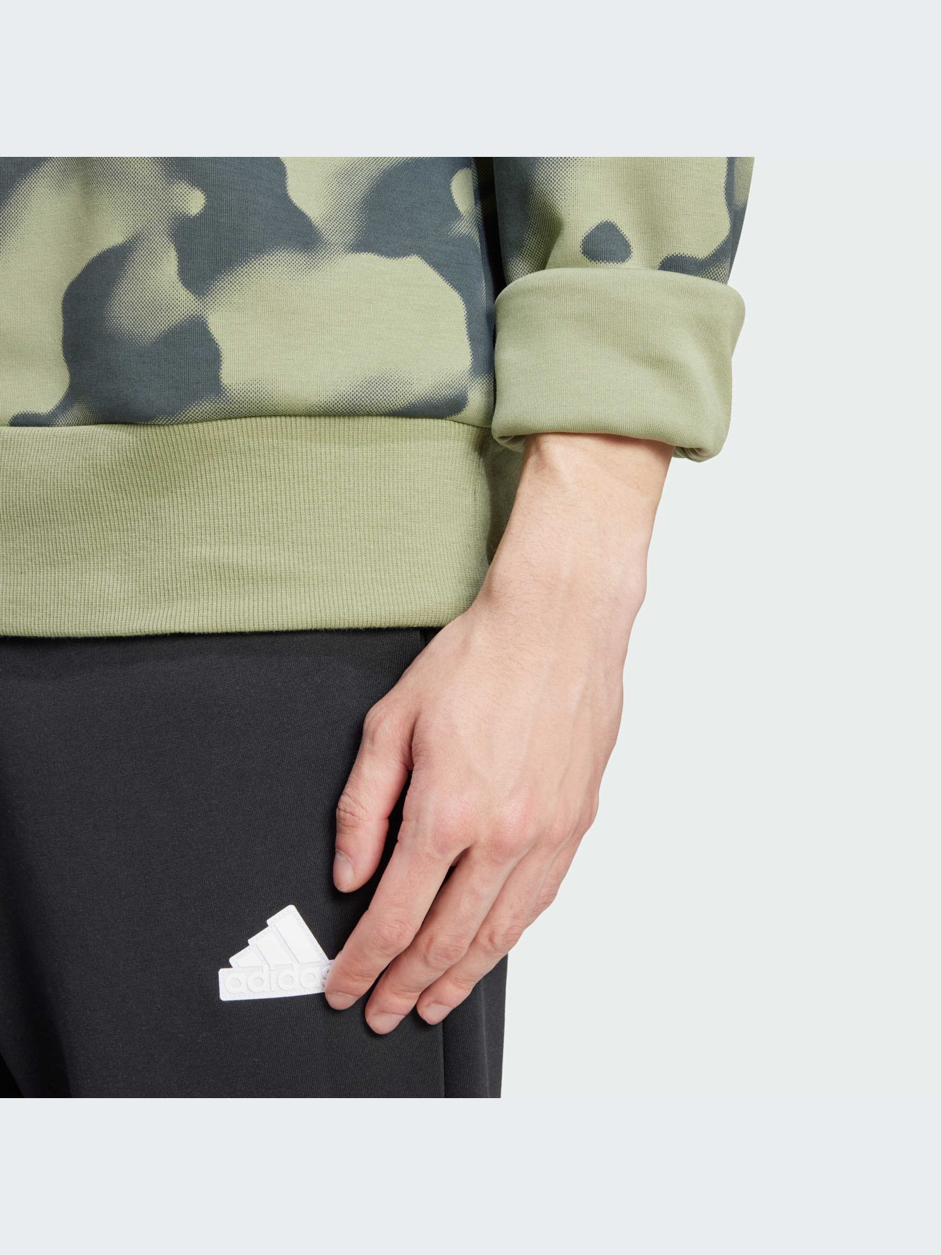 Худи Adidas модель IW8604 Фото