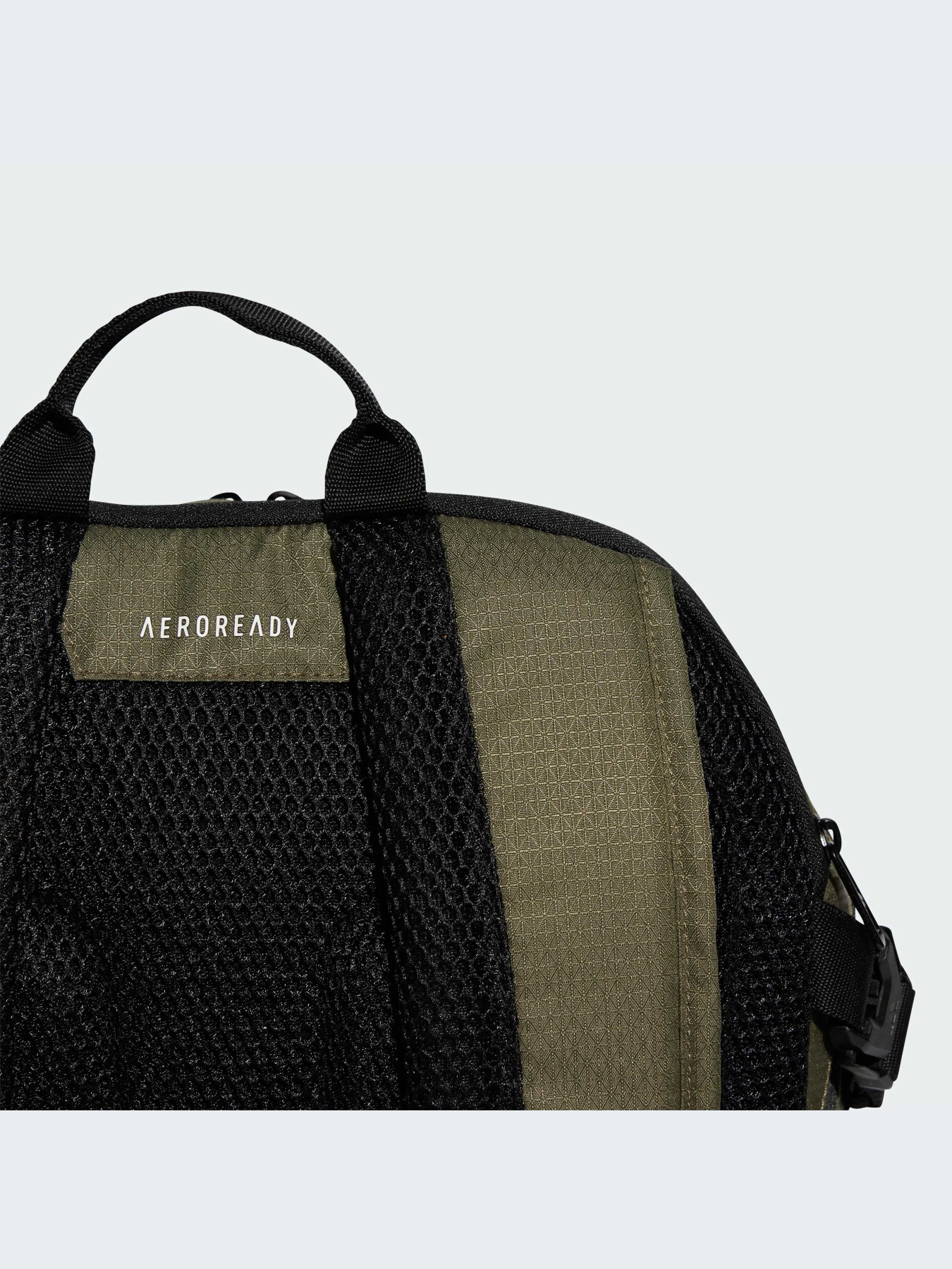 Повседневный рюкзак Adidas модель IZ1908 Фото