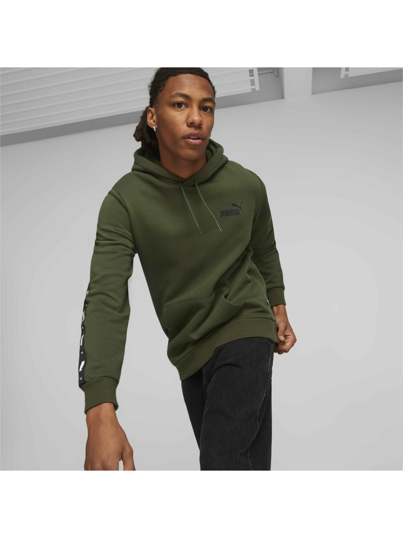 Худи PUMA Ess+ Tape Hoodie модель 849040 Фото