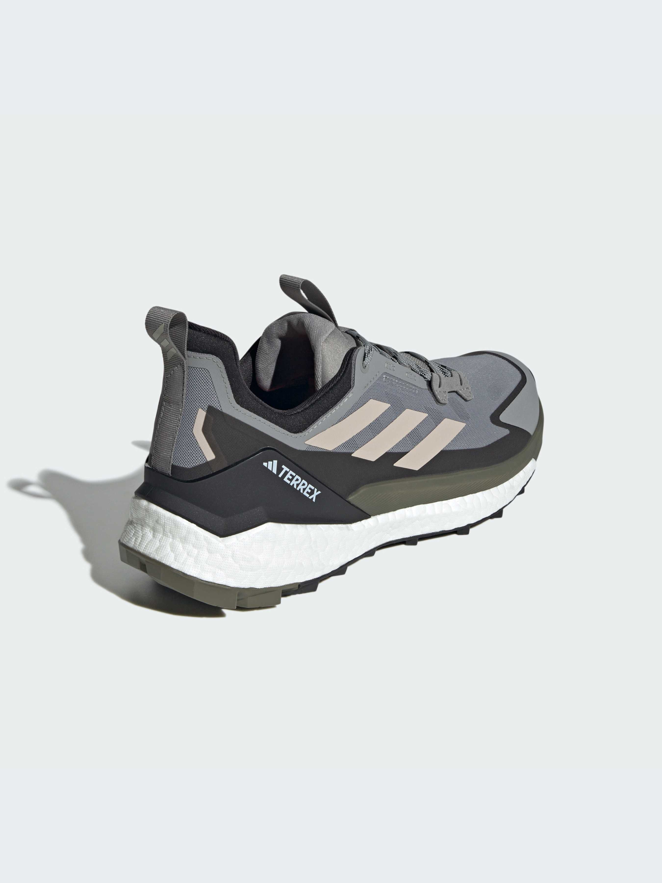 Кроссовки для туризма|Outdoor Adidas Terrex модель IG8881 Фото