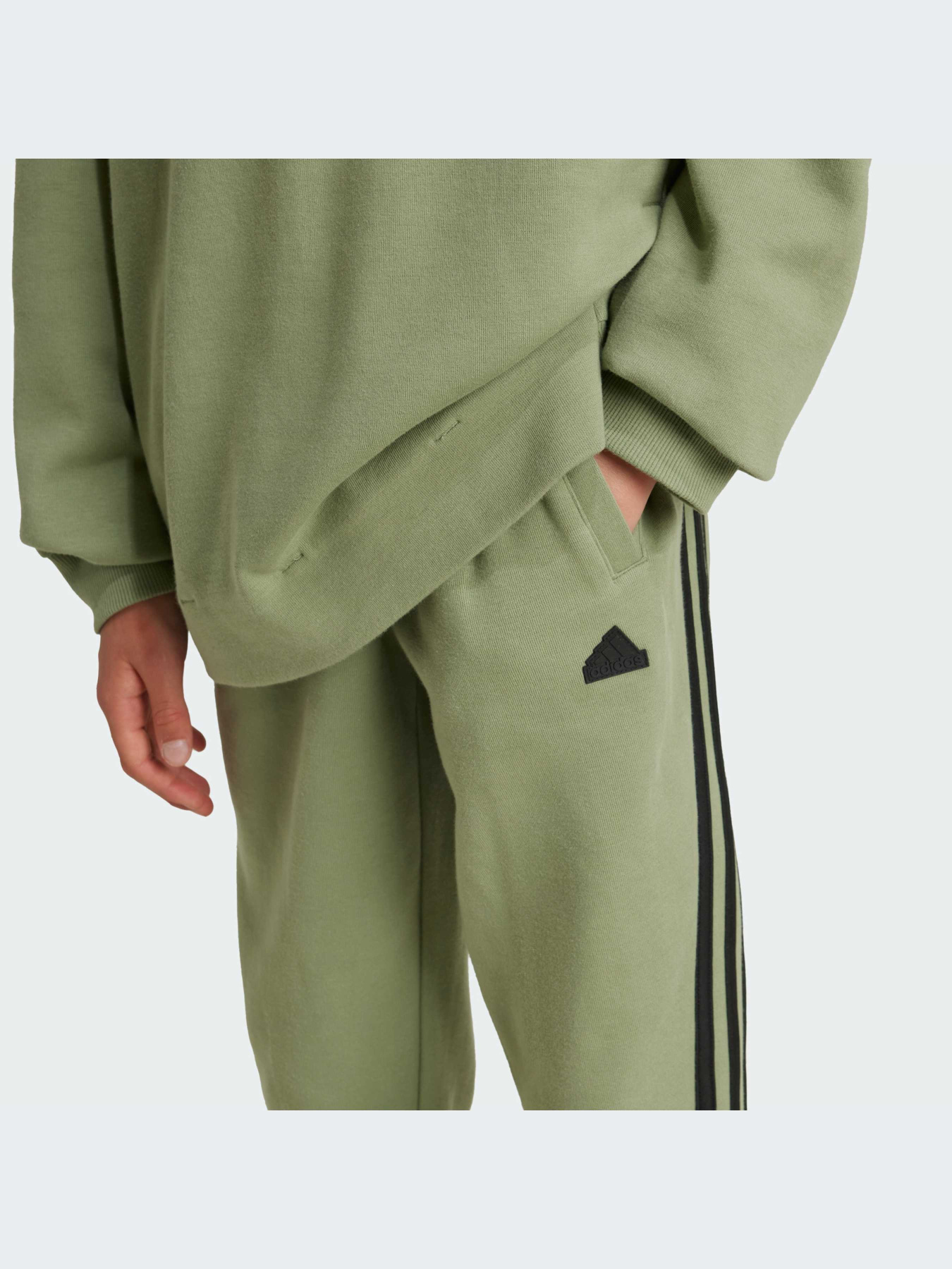 Повседневные штаны Adidas модель IX3644 Фото