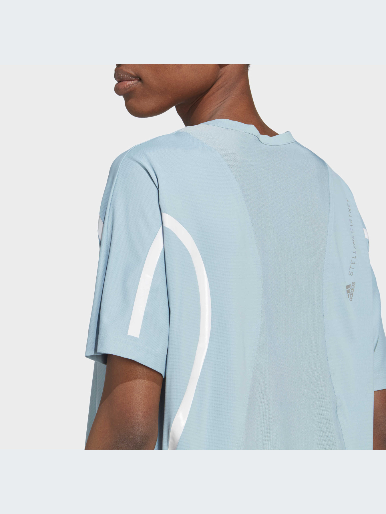 Футболка спортивная Adidas модель IC6015 Фото