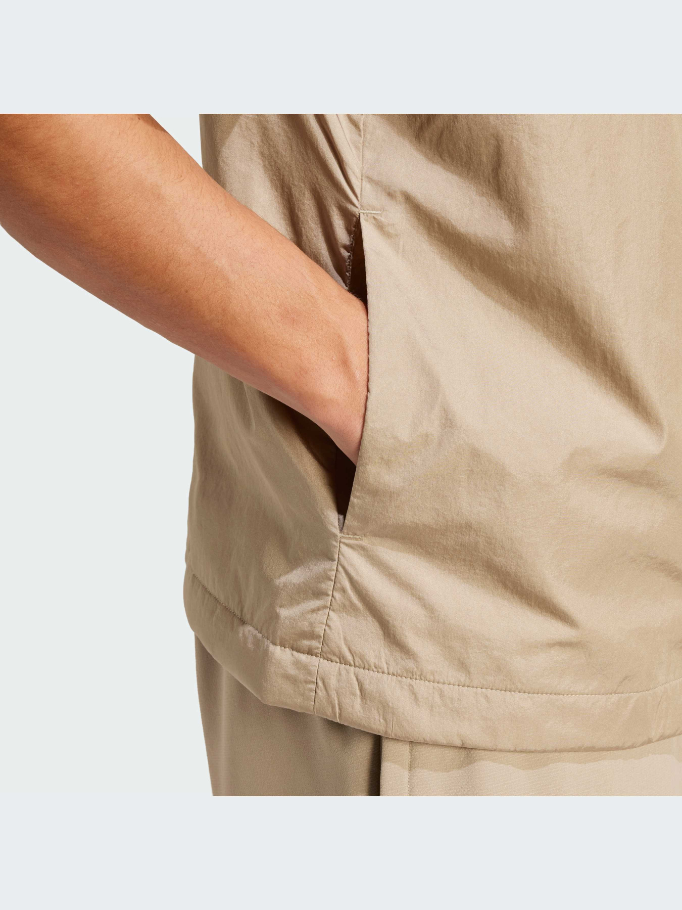 Утеплений жилет Adidas модель IS9282 Утеплений жилет Adidas модель IS9282 Фото