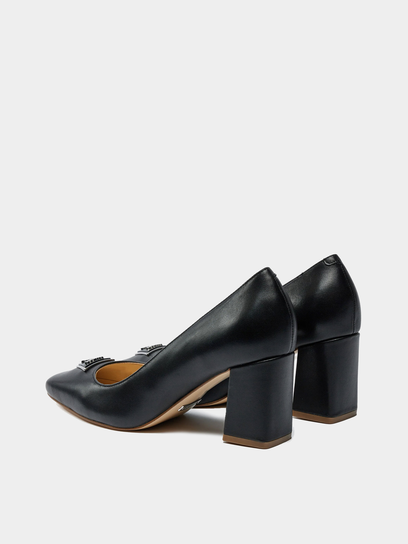Туфли и лоферы GUESS модель FLTVR2-LEA08-BLACK Фото