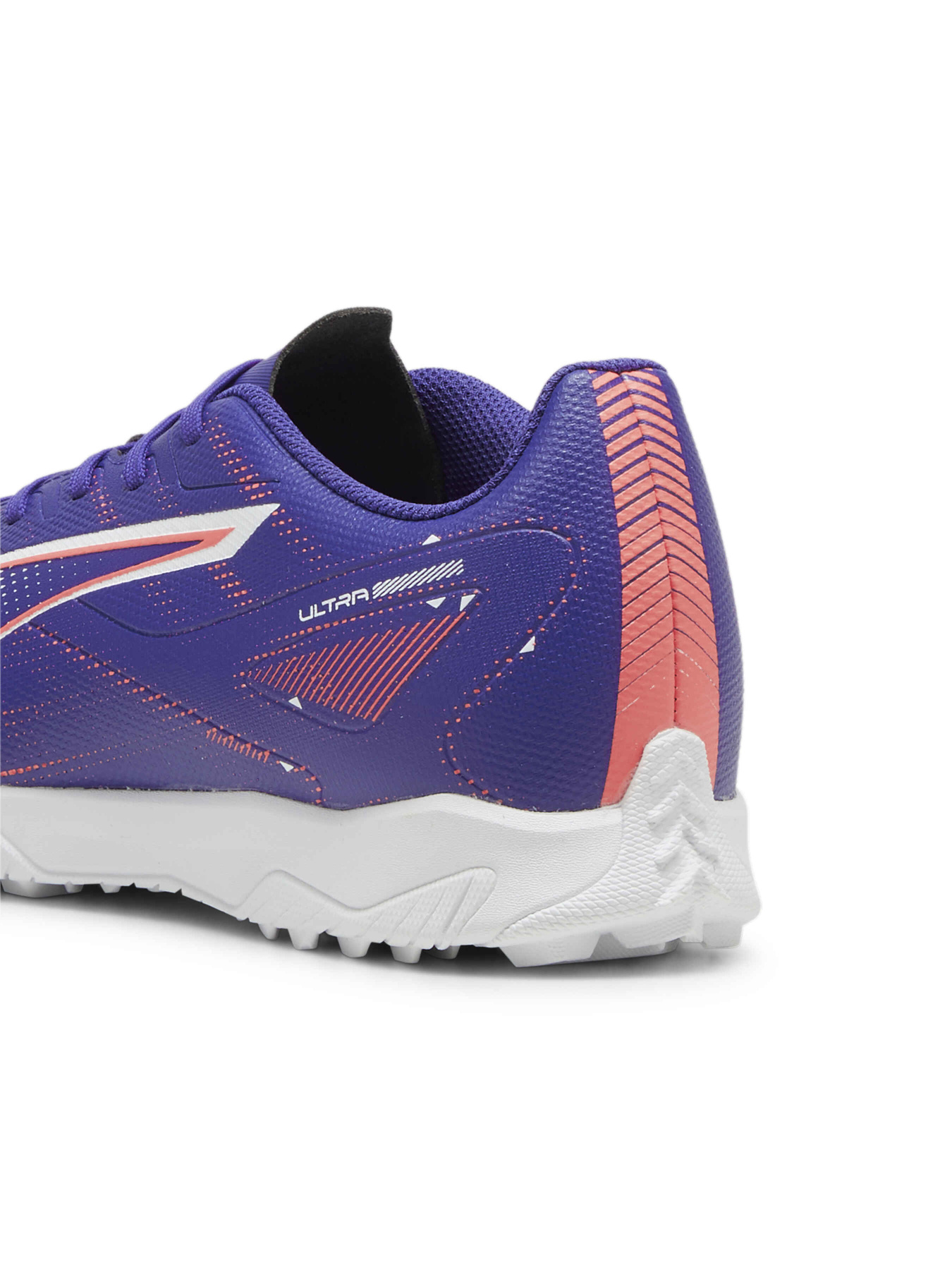 Бутси PUMA Ultra 5 Play Tt модель 107905 Фото