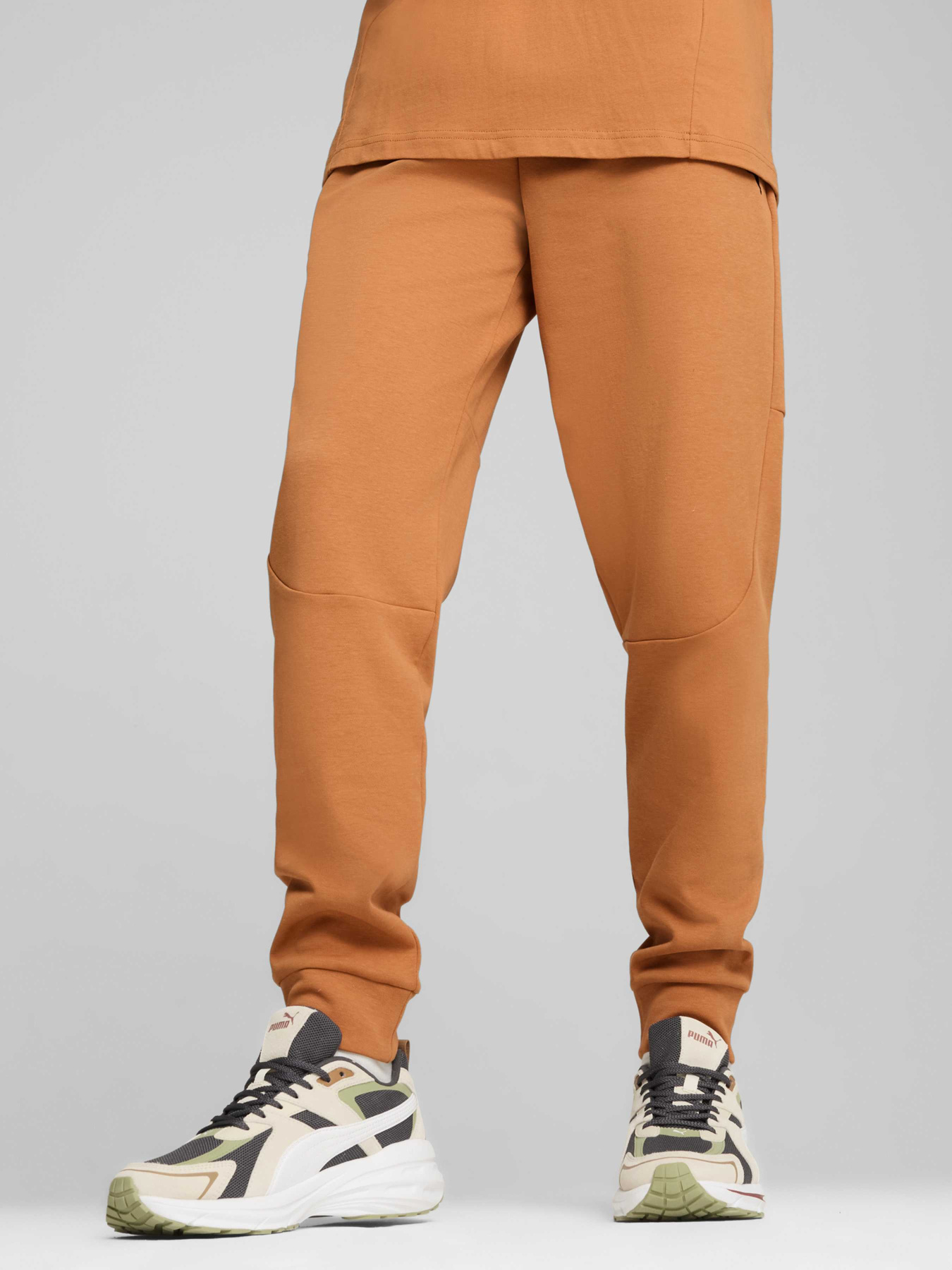 Спортивні штани PUMA Rad/cal Pants модель 681621 Спортивні штани PUMA Rad/cal Pants модель 681621 Фото