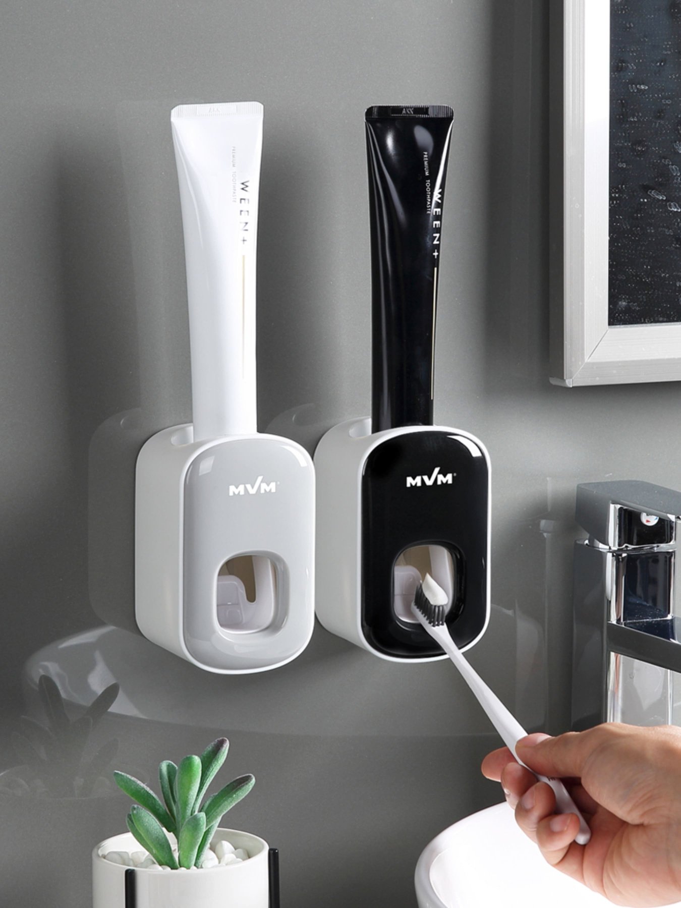 Тримач-диспенсер для зубної пасти клейкий чорний MBM HOME модель BP-24 WHITE/BLACK Фото