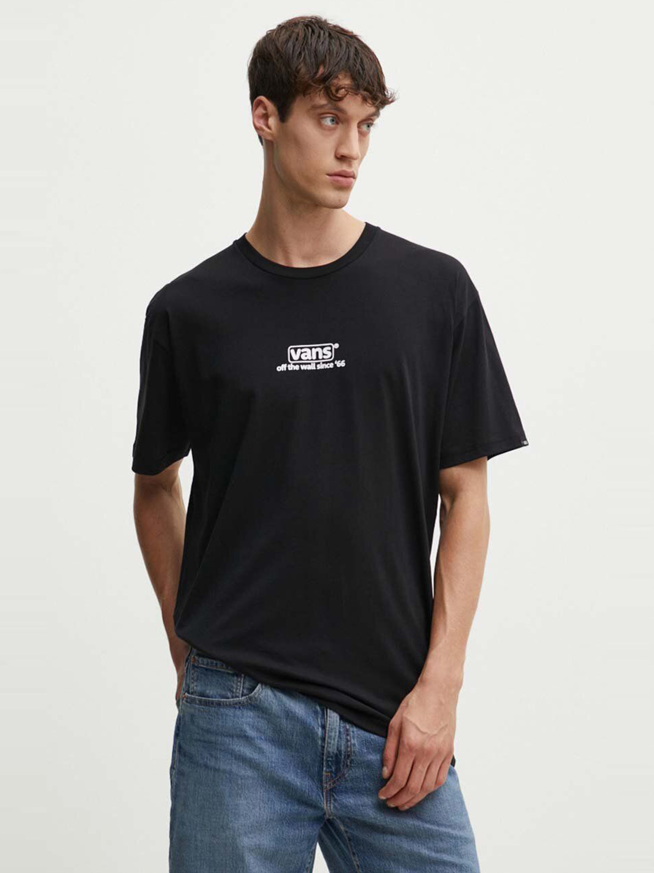 Футболки и поло Vans модель VN000HFFBLK1 Фото