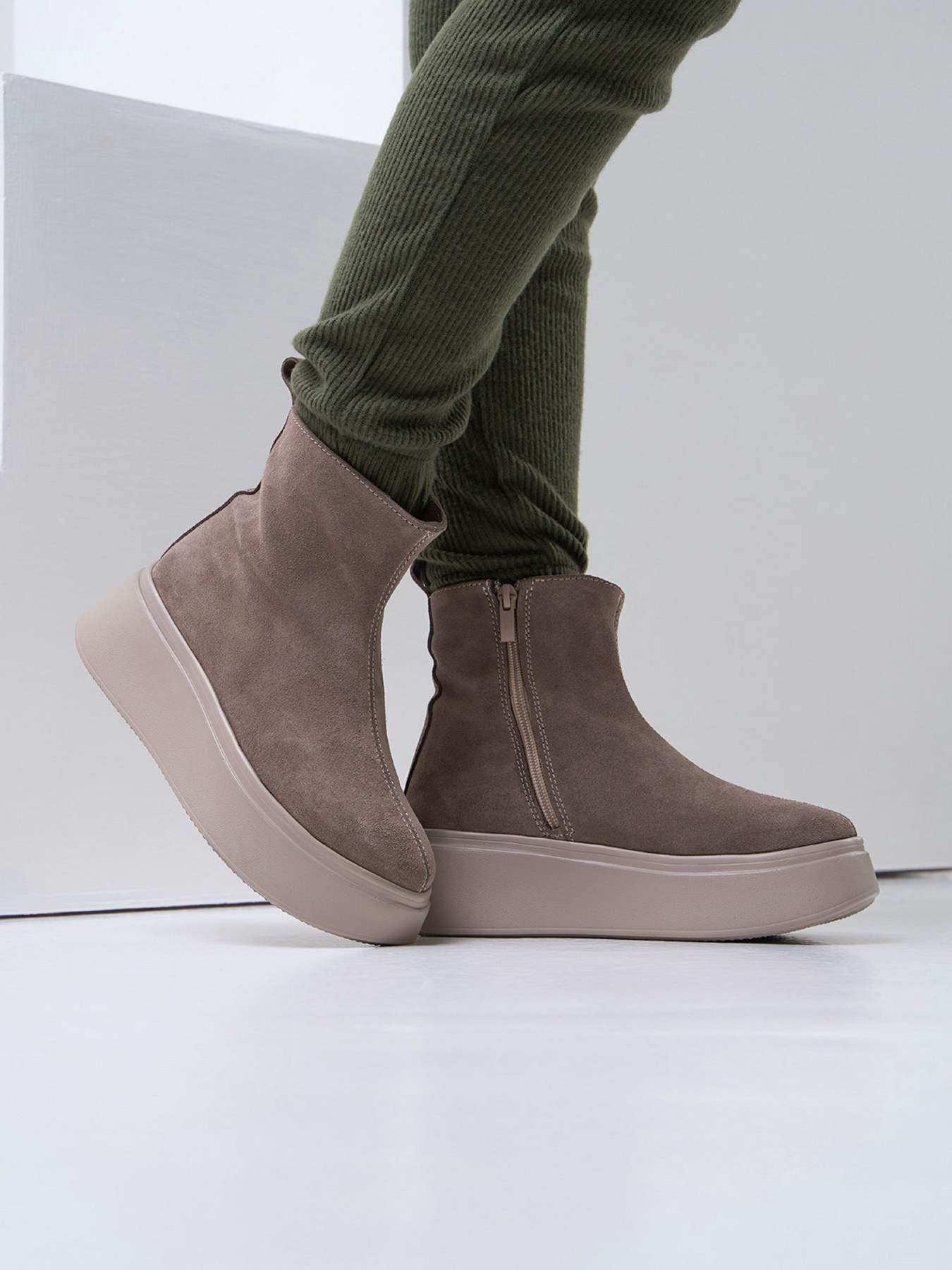 Ботинки ISSA Plus модель OB2-501_бежевый Фото