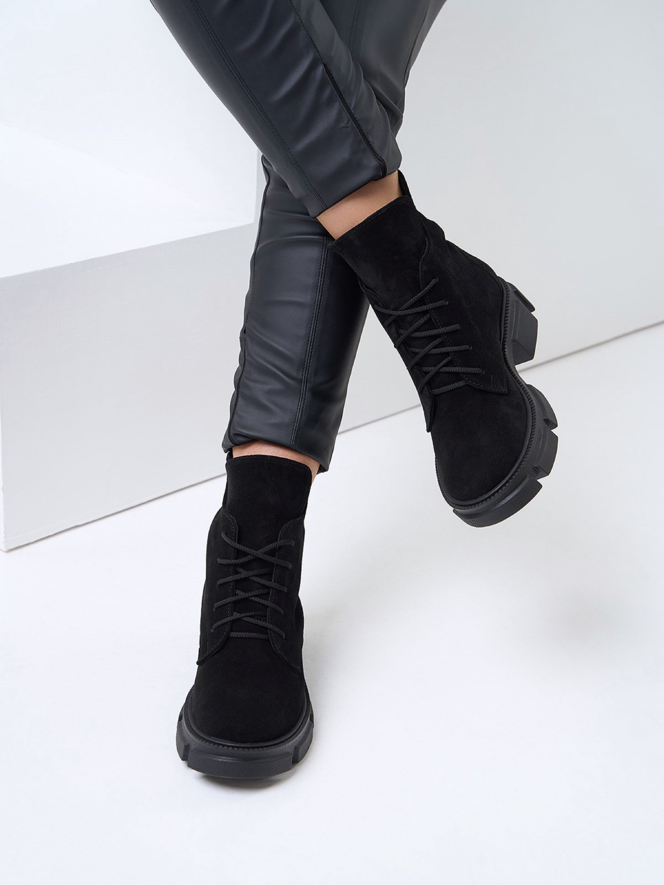 Ботинки ISSA Plus модель OB2-505_черный Фото