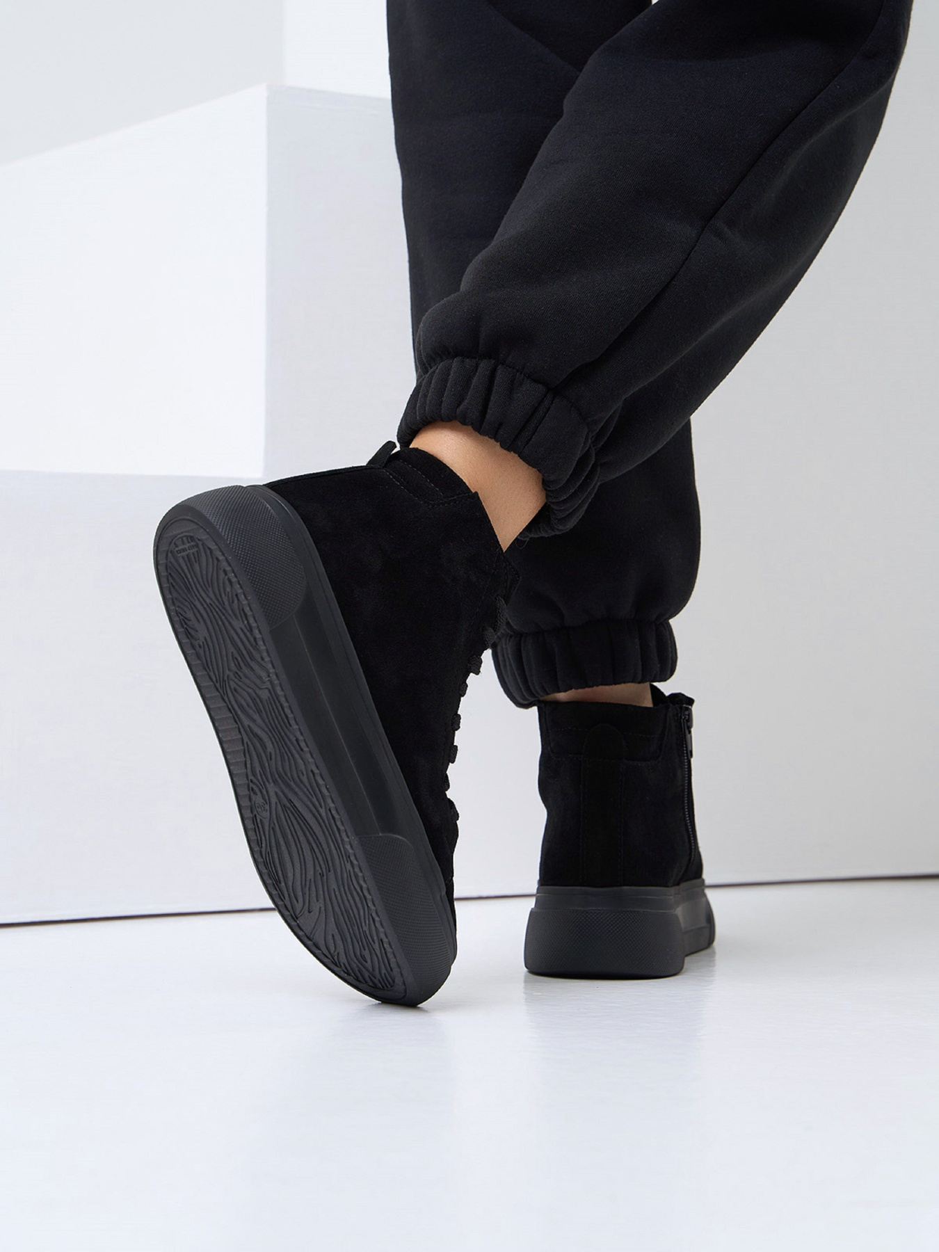 Ботинки ISSA Plus модель OB2-506_черный Фото