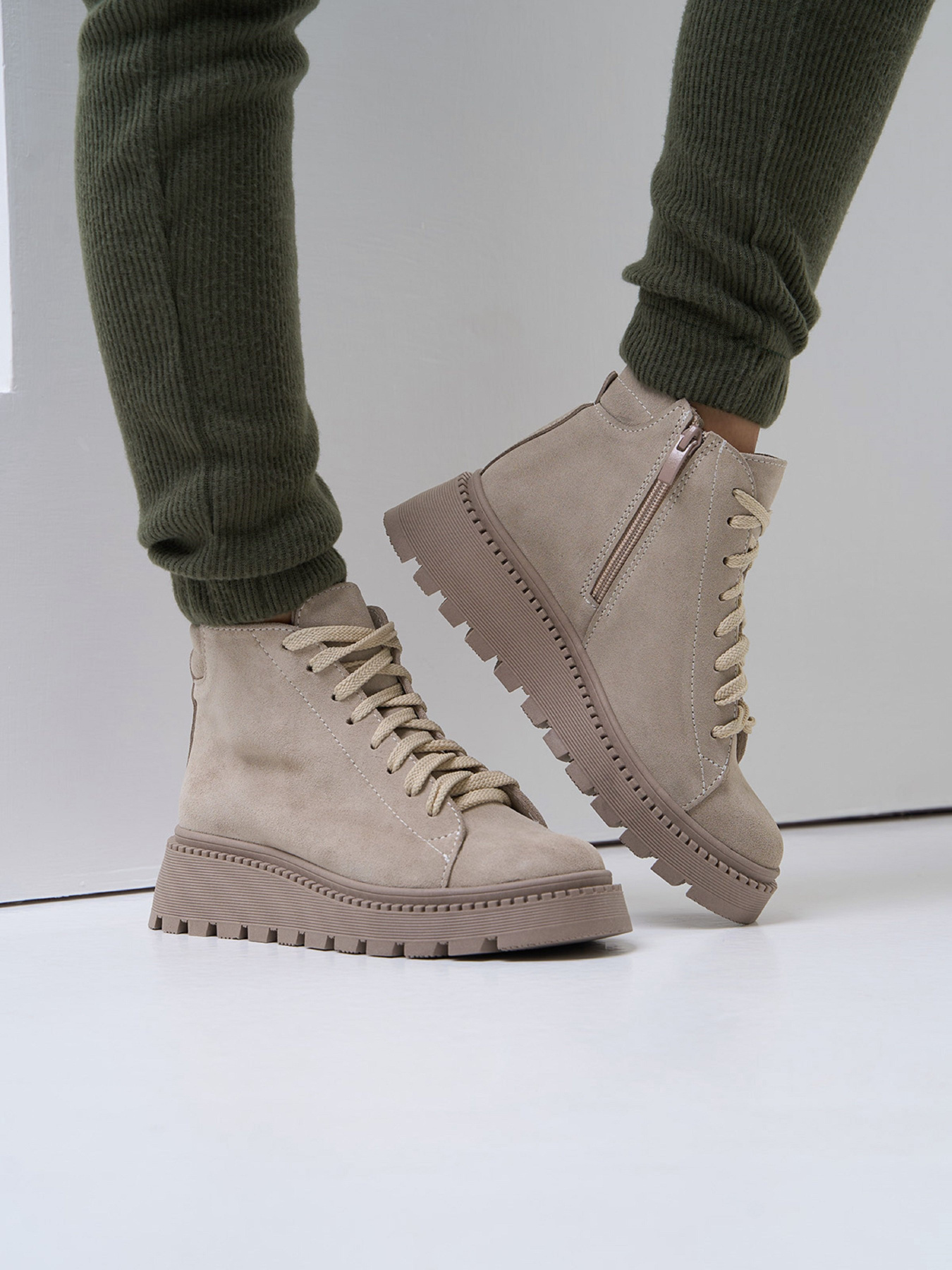 Ботинки ISSA Plus модель OB2-514_бежевый Фото