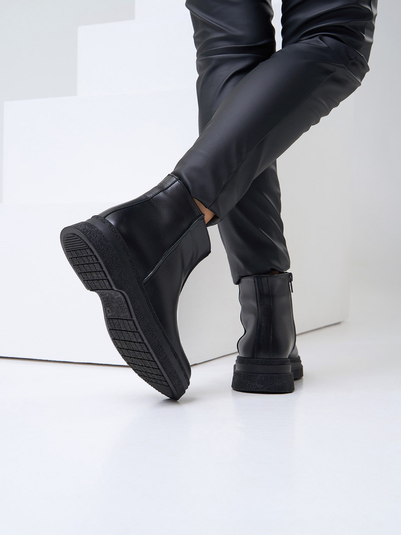 Черевики ISSA Plus модель OB2-517_черный Фото