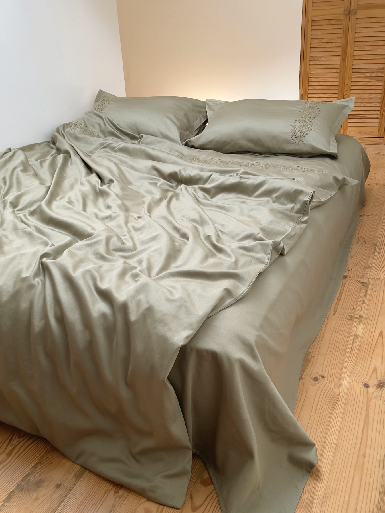 Комплект постільної білизни мох з вишитими гілками Cozy Модель 8048839 Фото