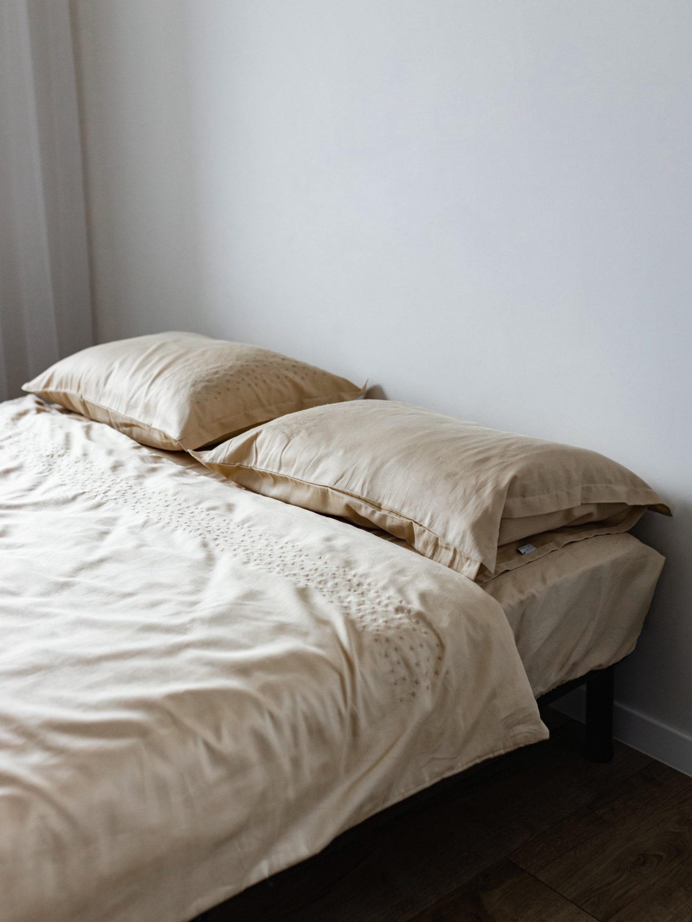 Комплект постільної білизни лате з вишитими зірками Cozy модель 8048959 Фото