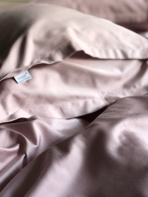 Комплект постільної білизни рожевий з вишитими білими зірками Cozy модель 8048979 Фото