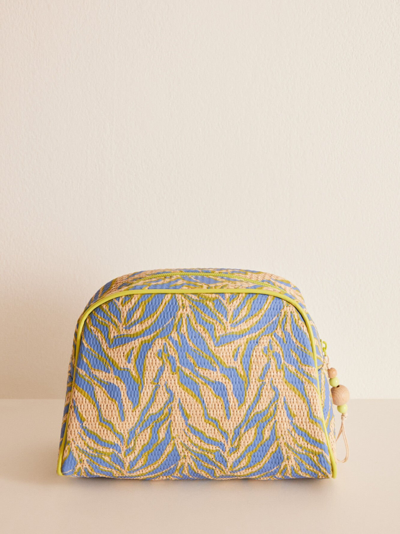 Средняя косметичка из рафии с принтом в виде зебры Women'secret модель 4848789-38 Фото