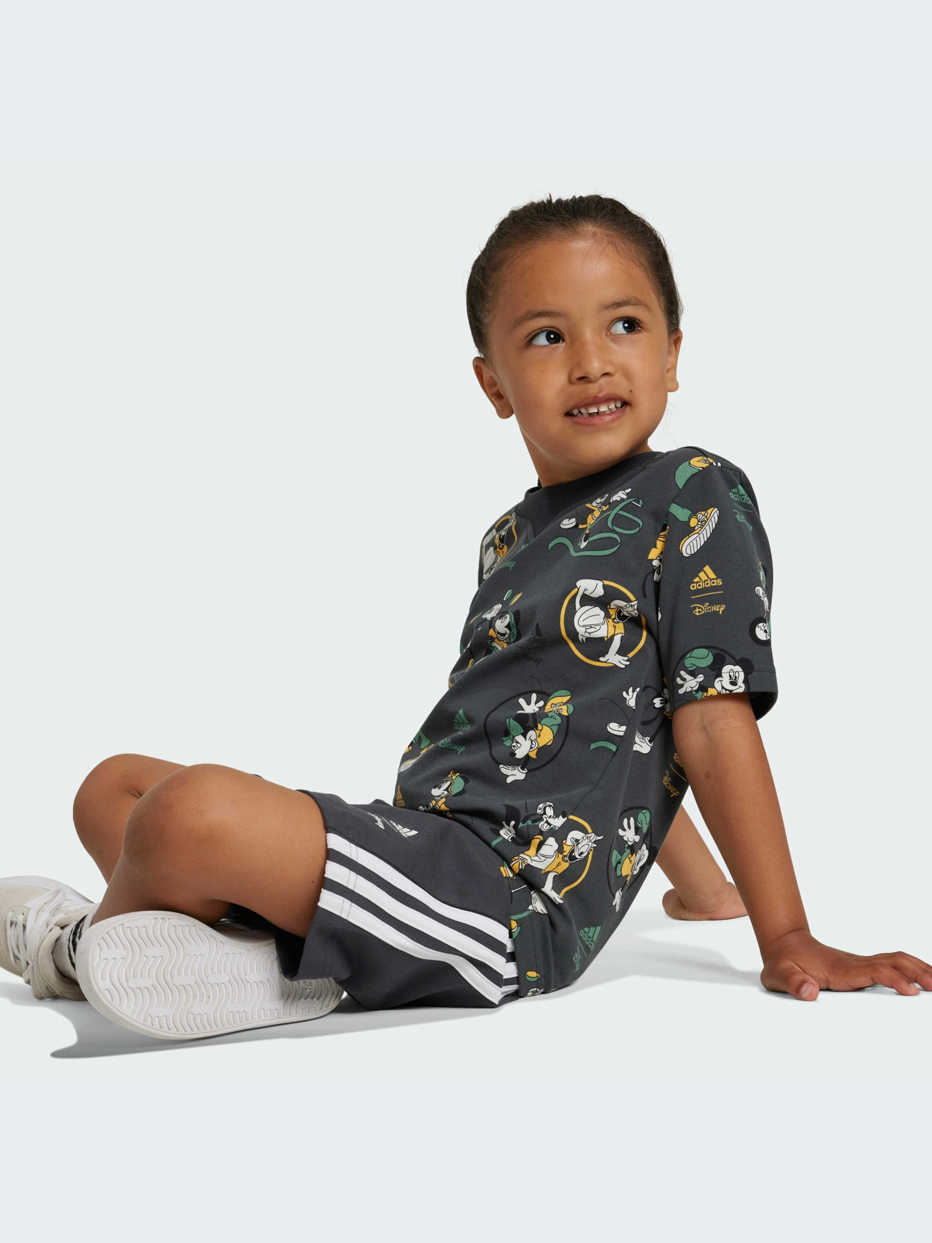 Спортивный комплект Adidas x Disney модель IV9630 Фото