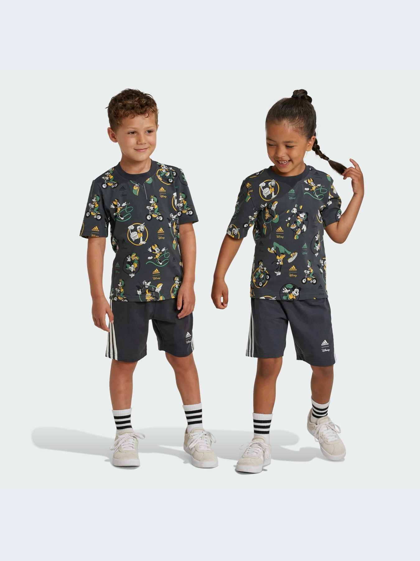 Спортивный комплект Adidas x Disney модель IV9630 Фото