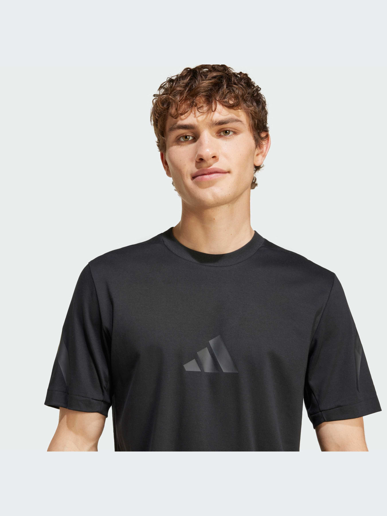 Футболка Adidas ZNE модель JE3069 Футболка Adidas ZNE модель JE3069 Фото