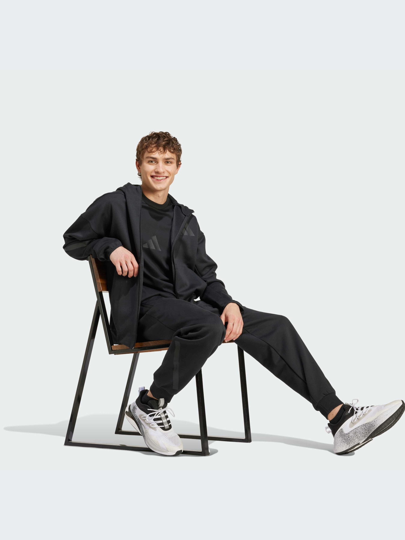 Кофта Adidas ZNE модель JE7538 Фото