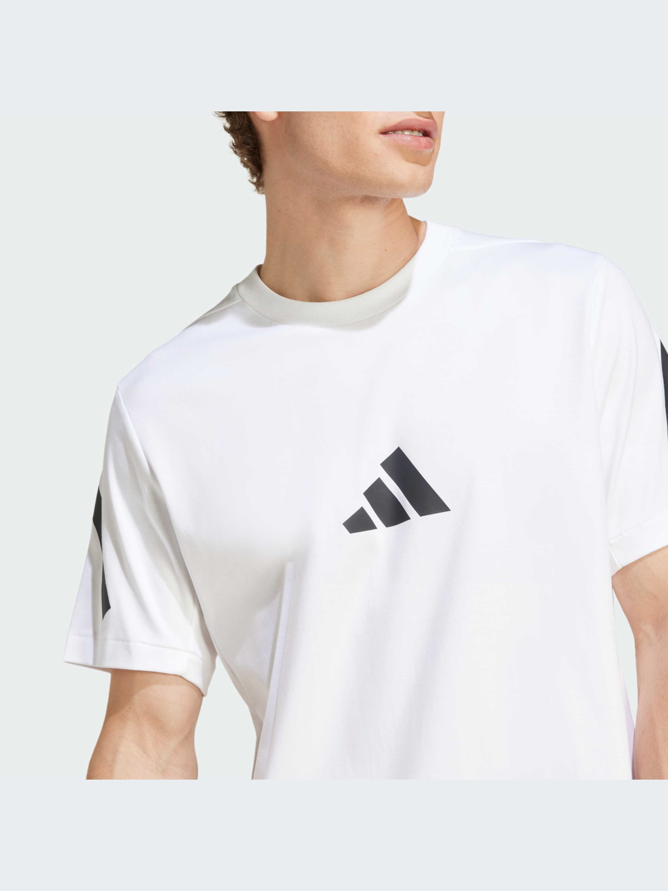 Футболка Adidas ZNE модель JE3078 Футболка Adidas ZNE модель JE3078 Фото