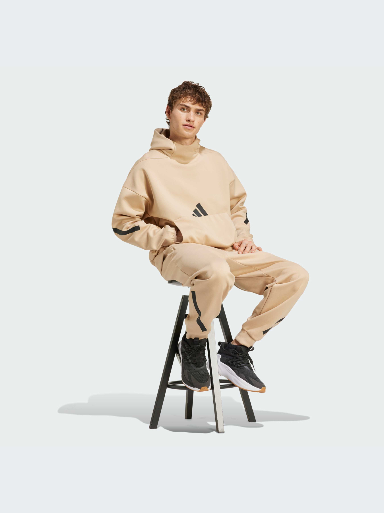 Худи Adidas ZNE модель JJ4894 Худи Adidas ZNE модель JJ4894 Фото