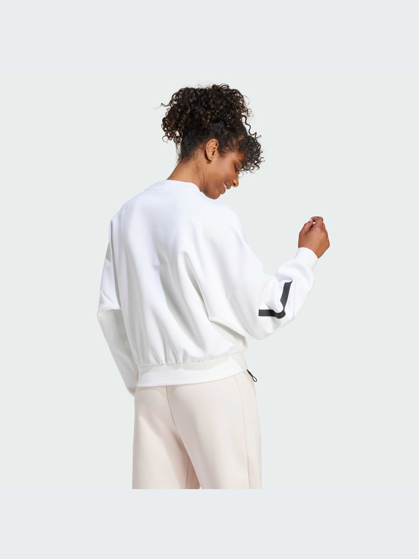 Свитшот Adidas ZNE модель JI7554 Свитшот Adidas ZNE модель JI7554 Фото