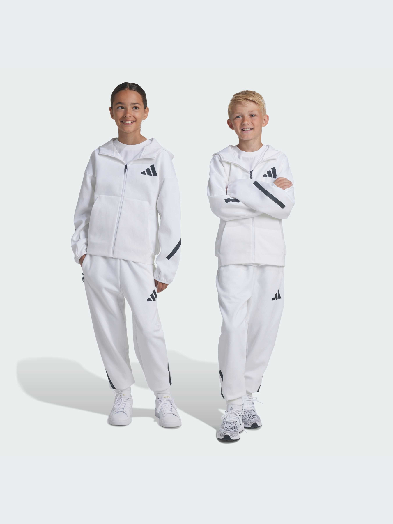 Джогери Adidas ZNE модель JJ4148 Фото