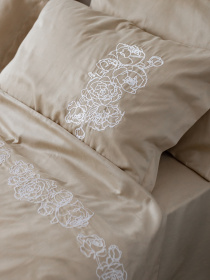 Комплект постільної білизни лате з вишитими білими півоніями Cozy Модель 8048327 Фото