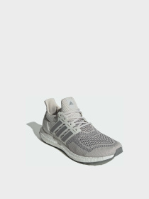 Кроссовки повседневные Adidas Ultraboost модель IE8976 Кроссовки повседневные Adidas Ultraboost модель IE8976 Фото